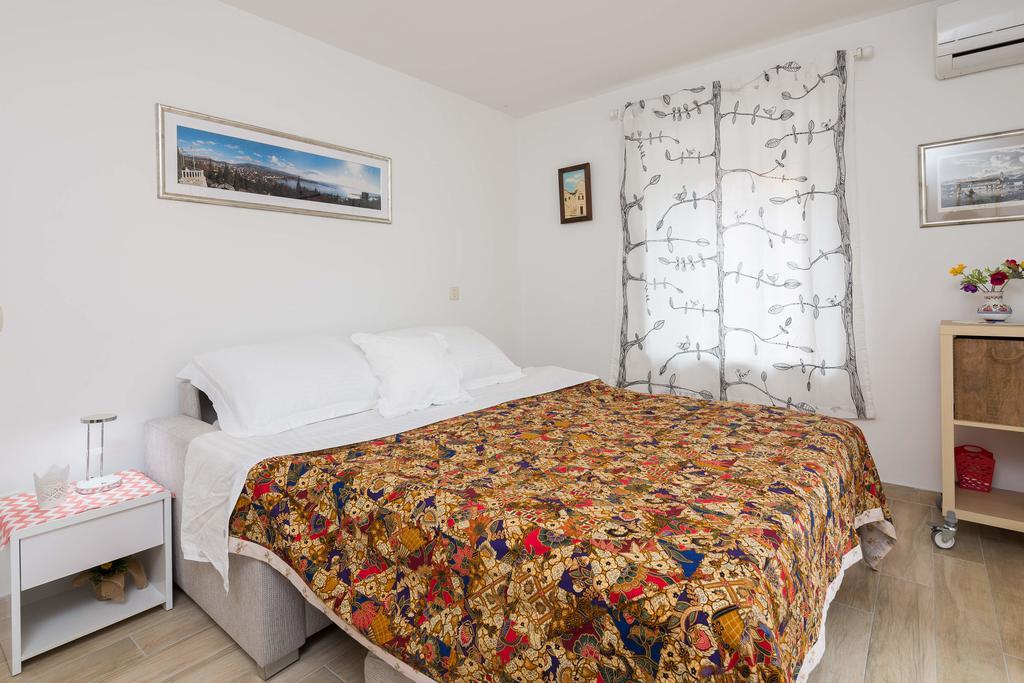Phoenix Studio Apartment Сплит Экстерьер фото