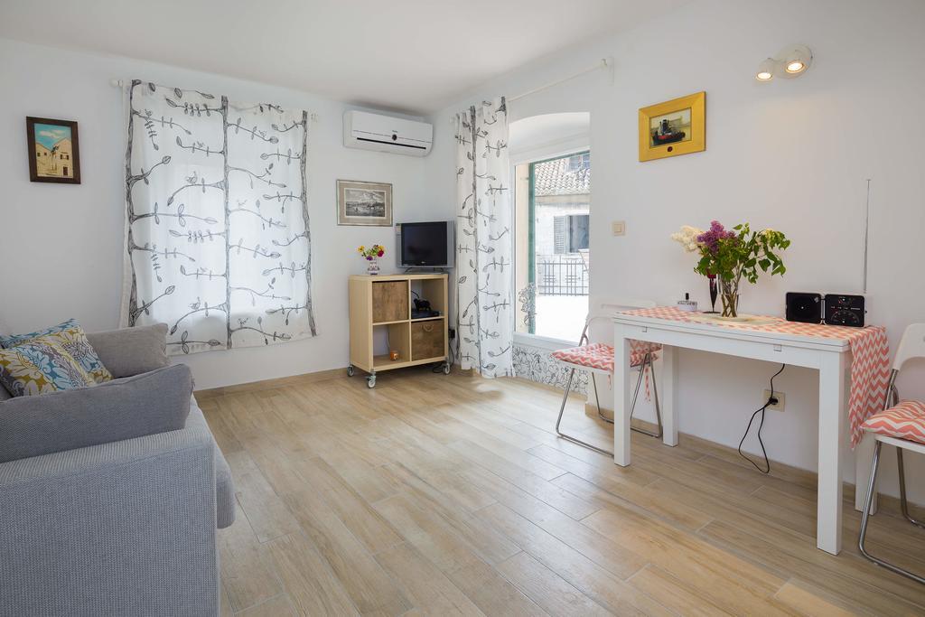 Phoenix Studio Apartment Сплит Экстерьер фото
